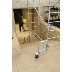 Echafaudage JUNIOR 200 Hauteur De Travail 4.80 M Tubesca Comabi -Maison Outil Boutique echafaudage junior 200 hauteur de travail 480 m tubesca comabi 1