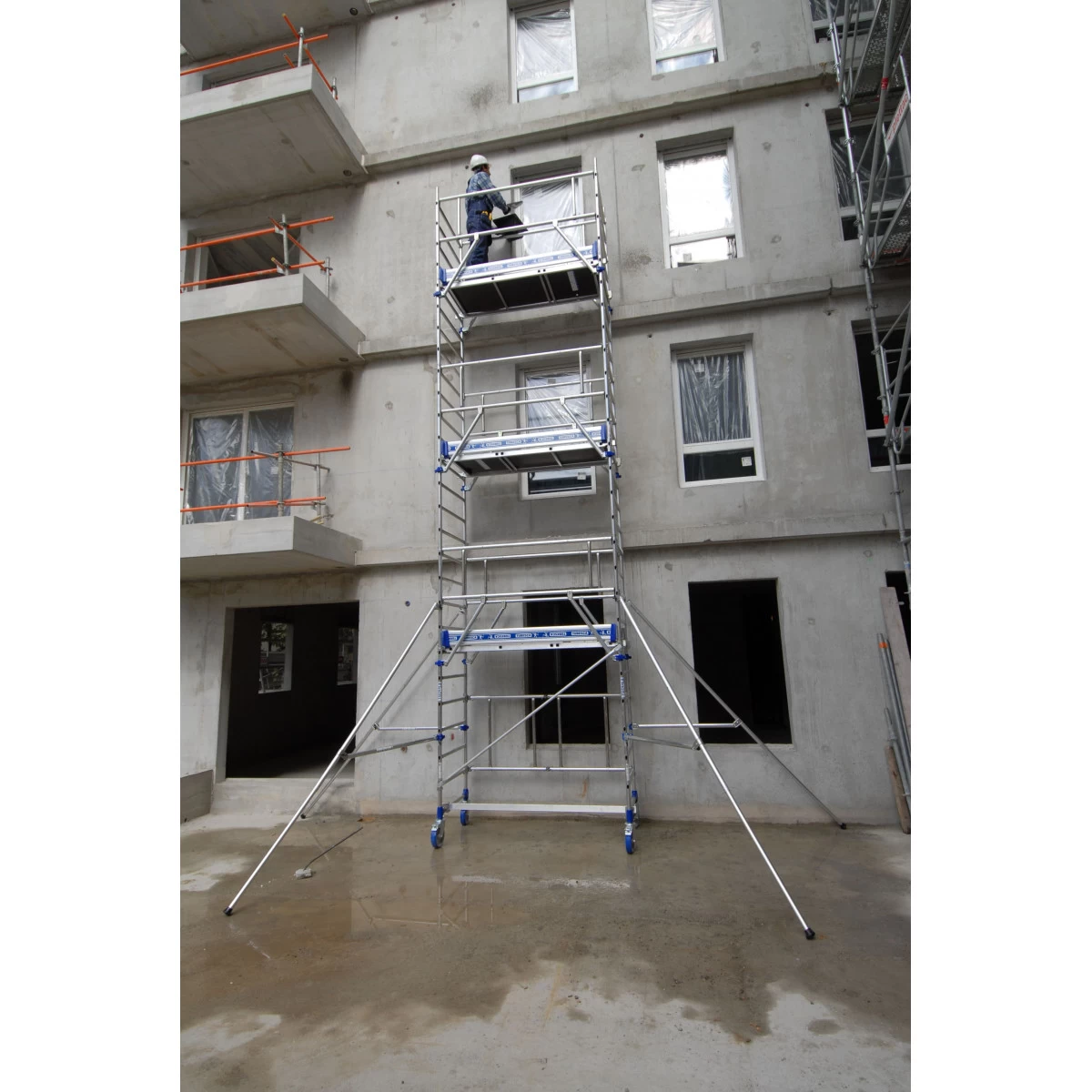 Echafaudage TOTEM 2 LINE 180 Hauteur Travail 6,85 M Tubesca Comabi 5 Echafaudage TOTEM 2 LINE 180 Hauteur Travail 6,85 M Tubesca Comabi – Image 3