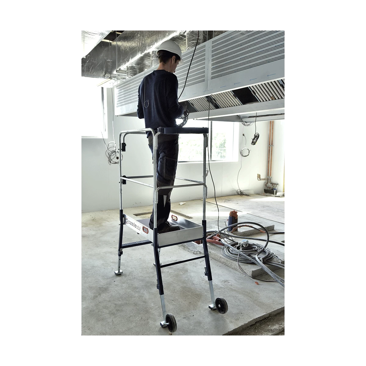 Plate-forme Individuelle Roulante Gazelle Mini Jusqu'à 2,70 M Duarib 4 Plate-forme Individuelle Roulante Gazelle Mini Jusqu'à 2,70 M Duarib – Image 2